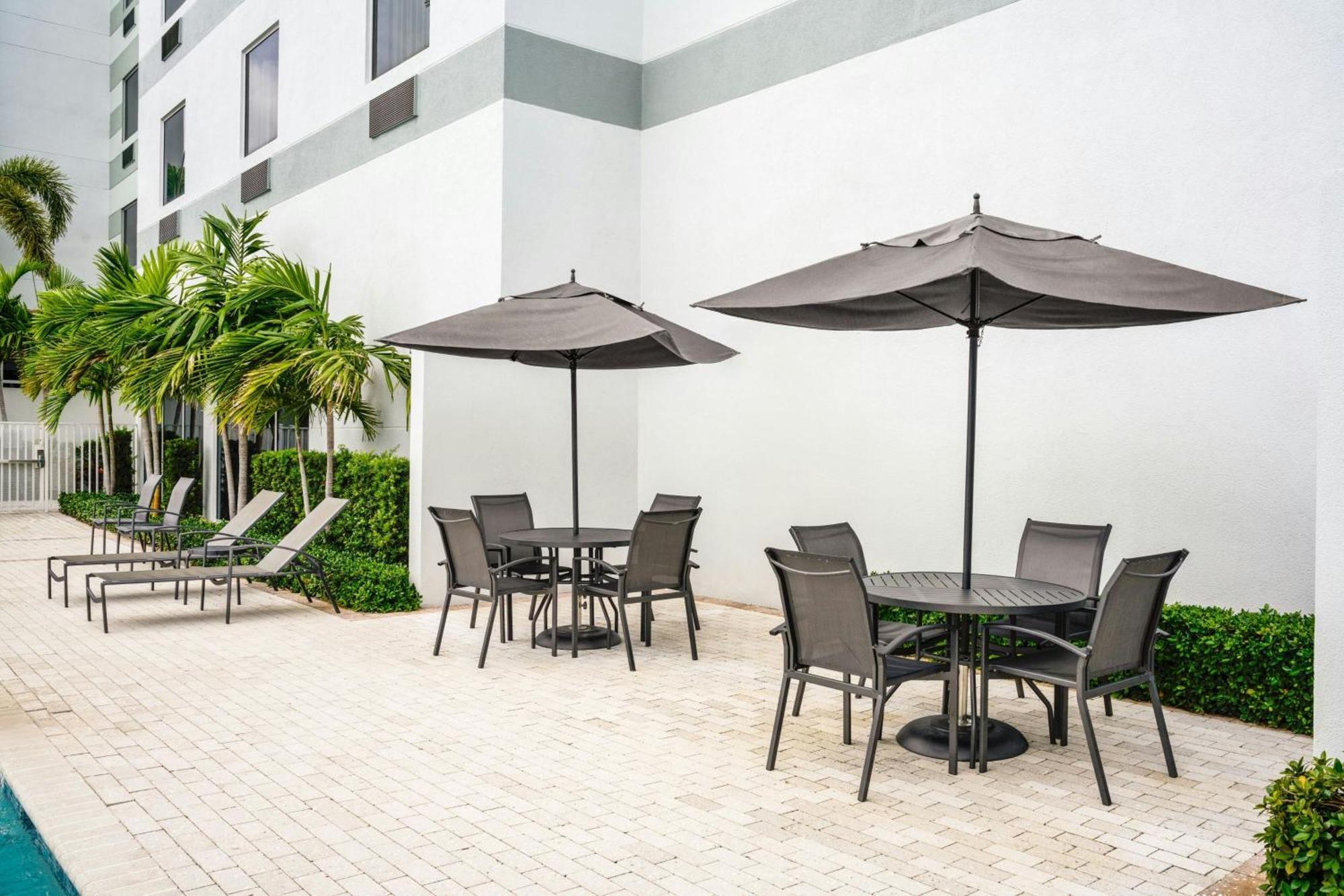 Fairfield Inn & Suites By Marriott Delray Beach I-95 מראה חיצוני תמונה
